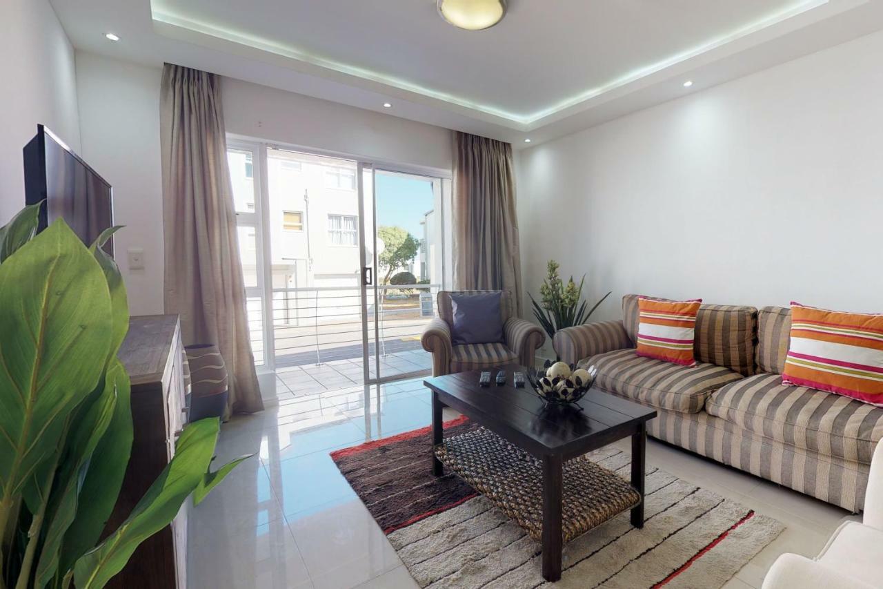 Knowles Big Bay Apartment *