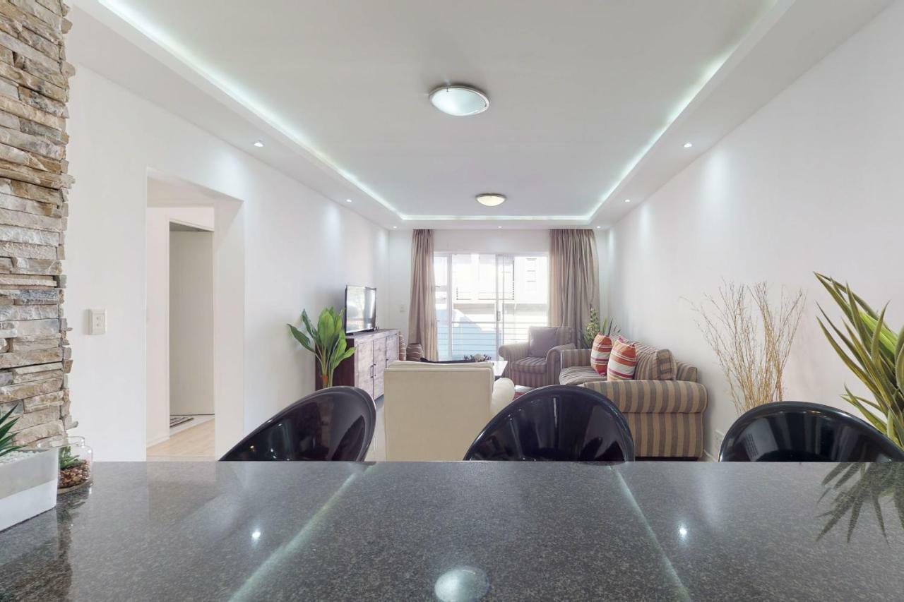 Knowles Big Bay Apartment *